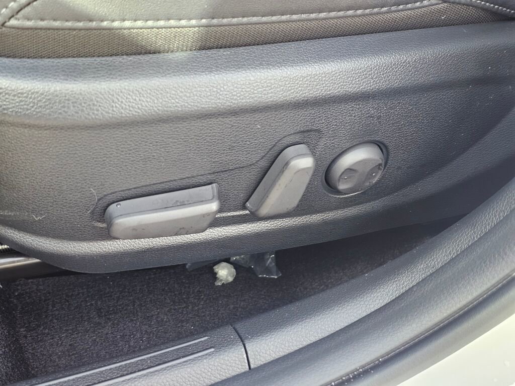 New 2026 Kia Seltos SX image 33