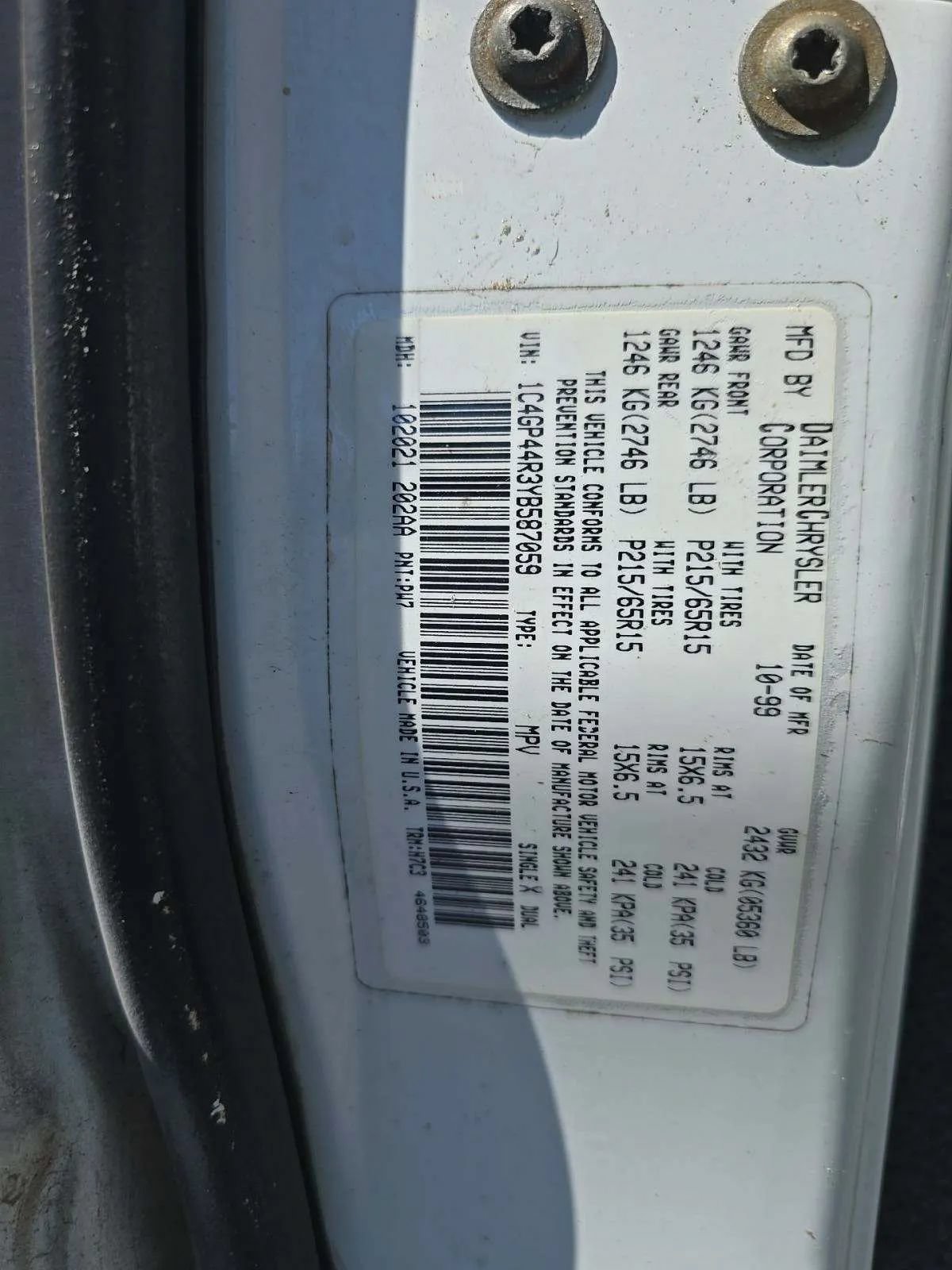 Used 2000 Chrysler Town & Country LX FWD image 9