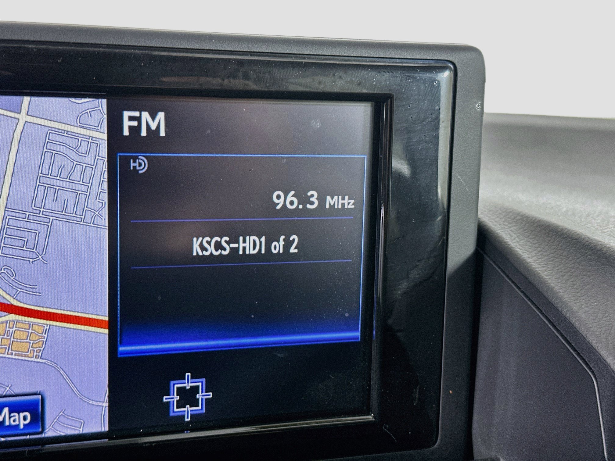 Used 2013 Lexus CT 200h w/ Premium Pkg w/Navigation FWD image 21