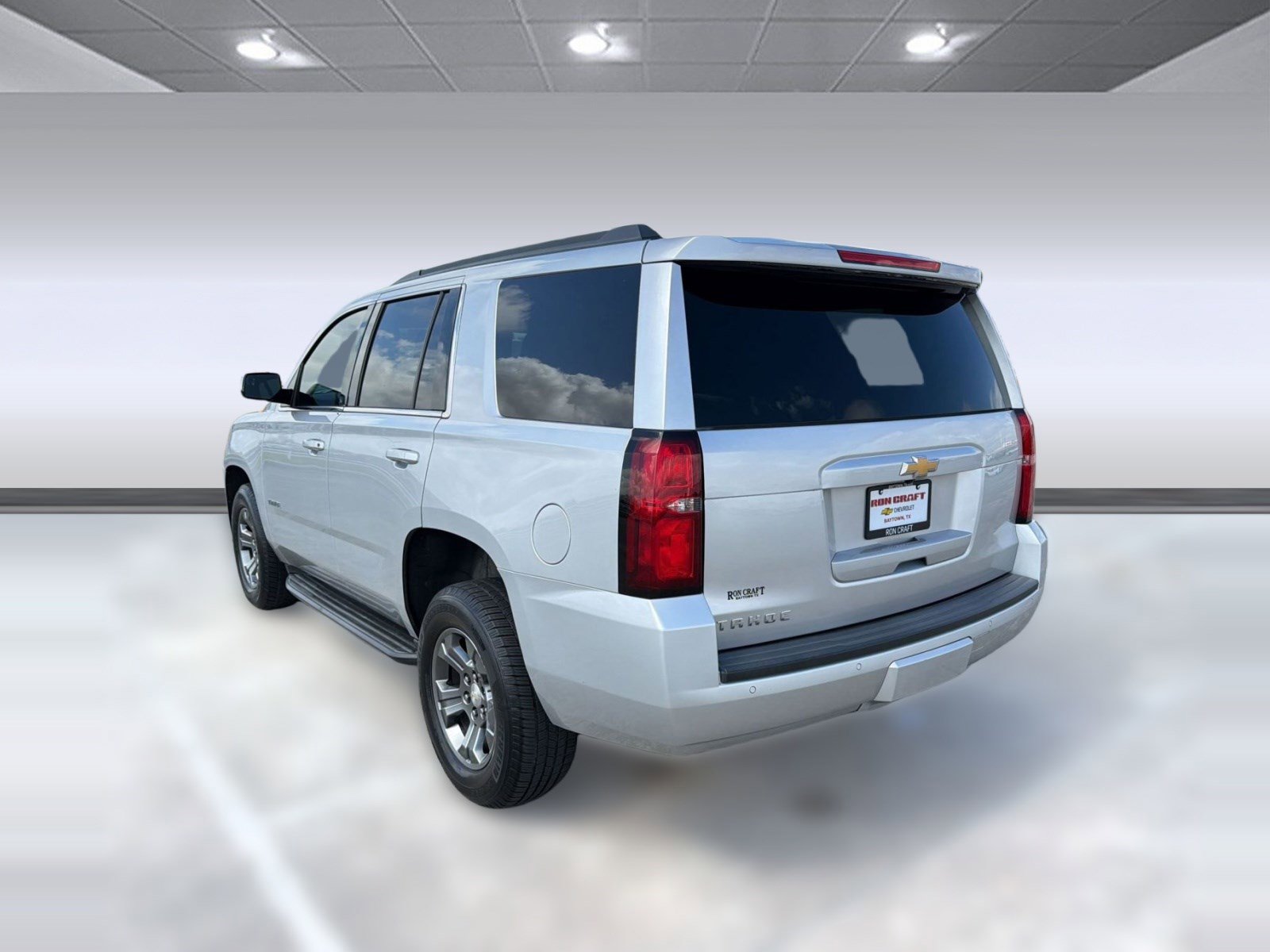 Used 2020 Chevrolet Tahoe LS w/ Enhanced Driver Alert Package image 3
