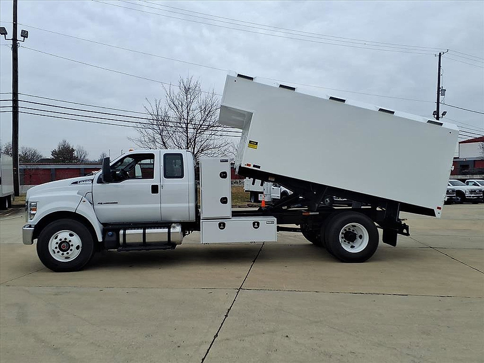 New 2026 Ford F750 2WD SuperCab Super Duty image 8