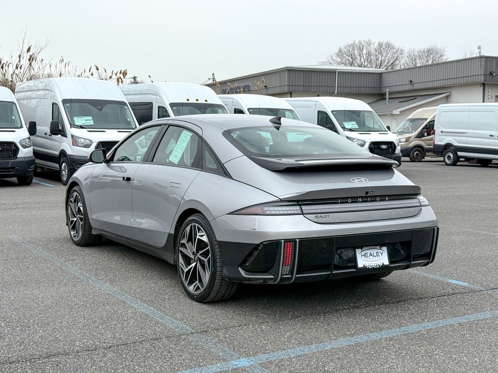 Used 2024 Hyundai Ioniq 6 SEL image 4