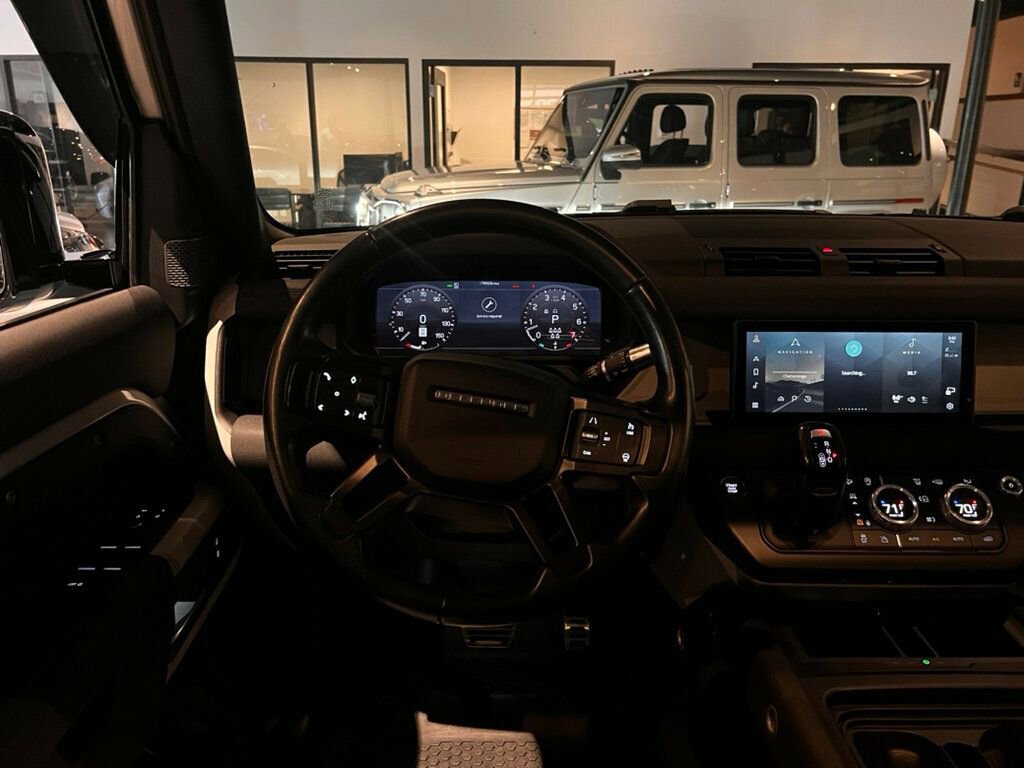 Used 2020 Land Rover Defender 110 First Edition AWD/4WD image 16