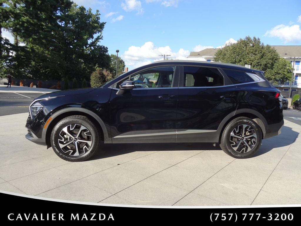 Used 2025 Kia Sportage EX AWD/4WD image 7