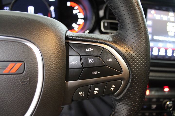 Used 2024 Dodge Durango SXT image 40