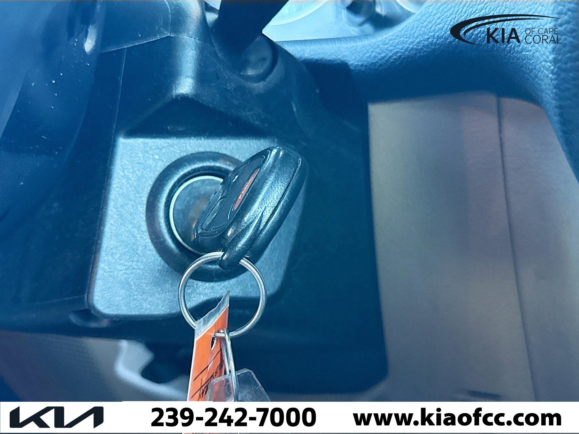 Used 2017 Jeep Wrangler Unlimited Sahara w/ Connectivity Group image 30