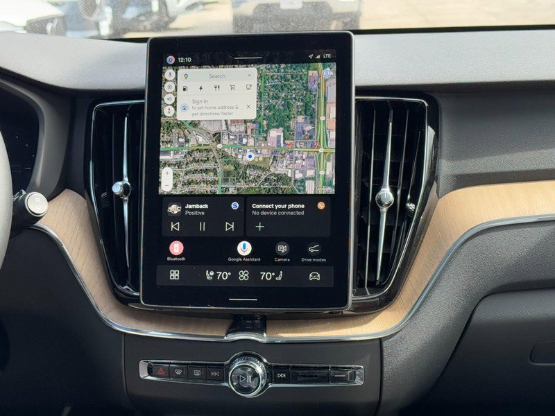 New 2026 Volvo XC60 T8 Plus w/ Protection Package Premier image 8