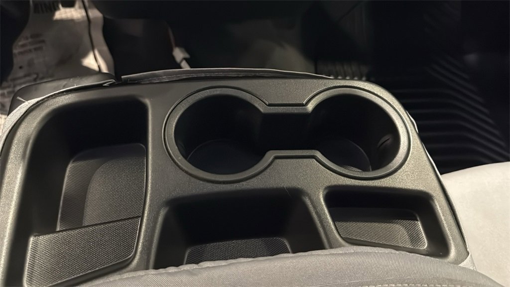 Used 2024 GMC Sierra 2500 Pro w/ Convenience Package image 21