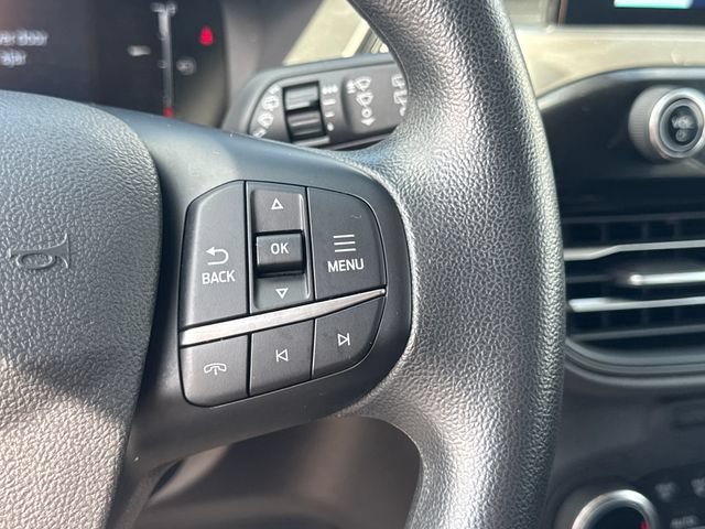 Used 2025 Ford Escape Active AWD/4WD image 30