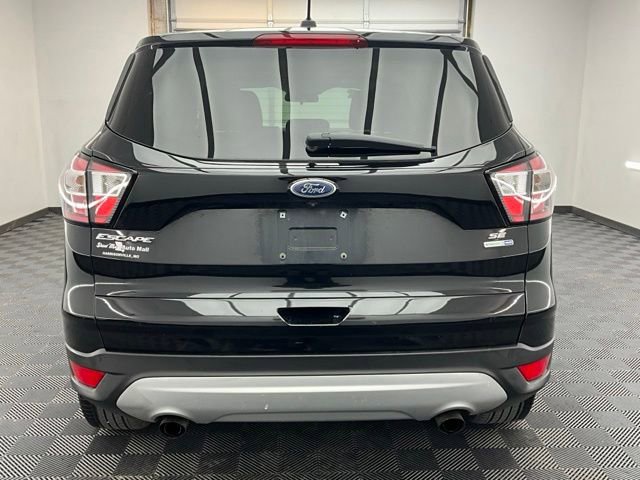 Used 2017 Ford Escape SE w/ SE Cold Weather Package AWD/4WD image 19