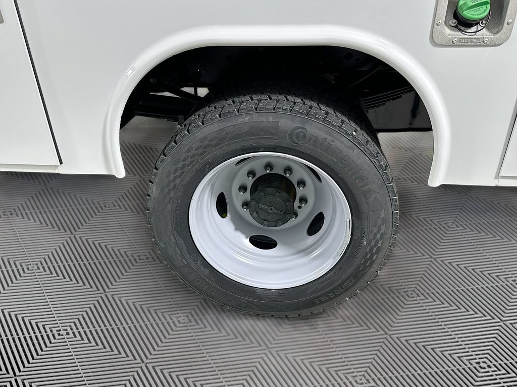 New 2026 Ford F450 XL AWD/4WD image 18