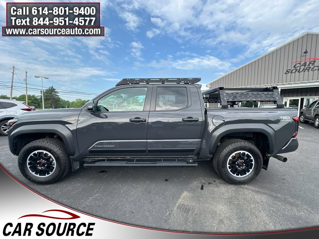 Used 2024 Toyota Tacoma TRD Off-Road w/ TRD Off Road Upgrade Package AWD/4WD image 3