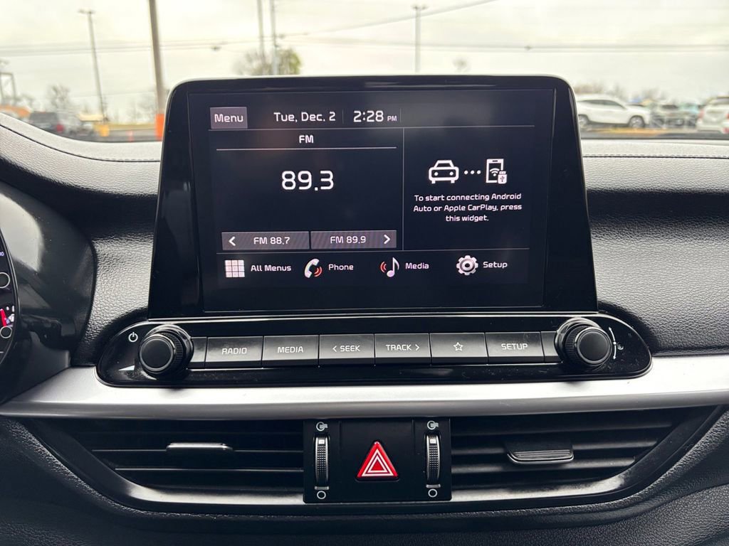 Used 2023 Kia Forte LX image 26