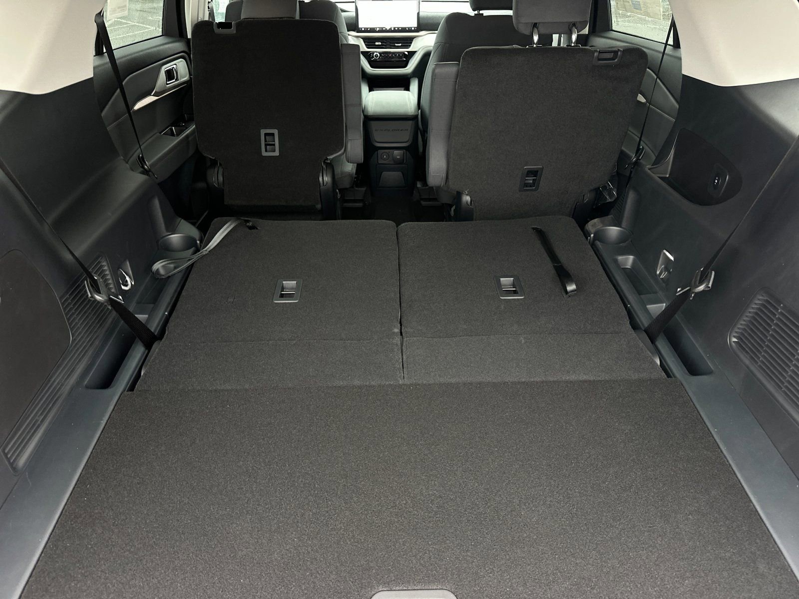 New 2026 Ford Explorer Active image 16