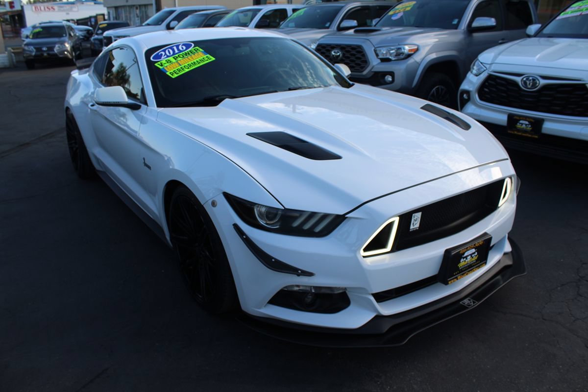Used 2016 Ford Mustang GT w/ Interior & Wheel Package RWD image 8