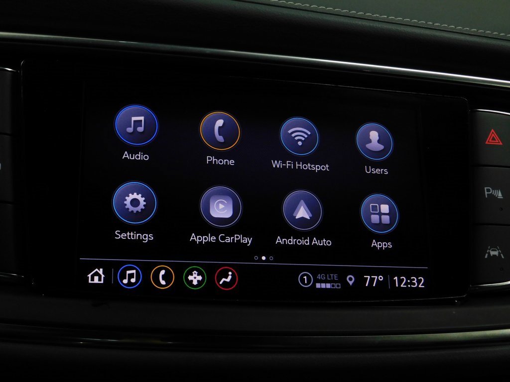 Used 2024 Buick Enclave Essence image 46