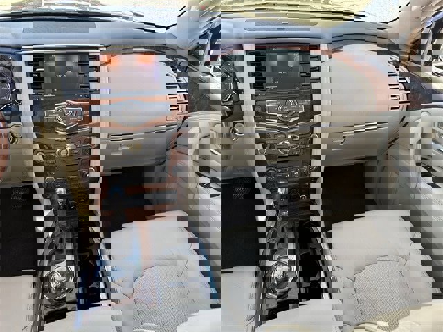 Used 2017 INFINITI QX80 Base w/ Deluxe Technology Package image 17