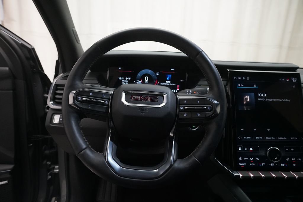 Used 2024 GMC Acadia AT4 AWD/4WD image 4