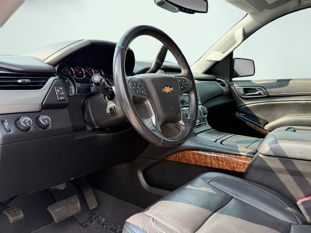 Used 2020 Chevrolet Tahoe Premier AWD/4WD image 2
