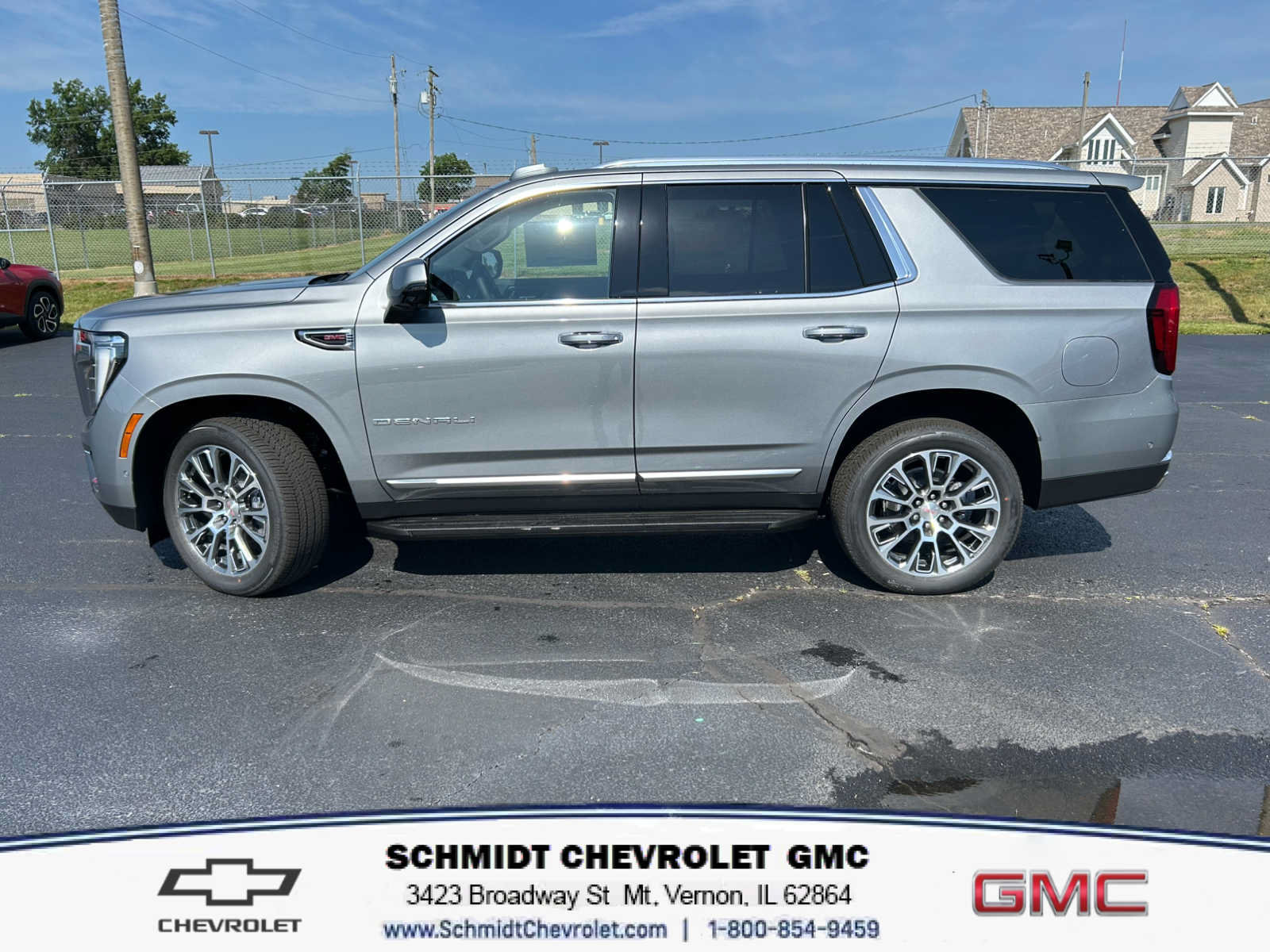 New 2026 GMC Yukon Denali AWD/4WD image 2