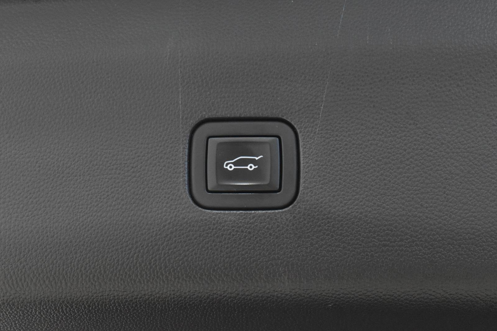 Used 2022 Buick Enclave Premium image 32