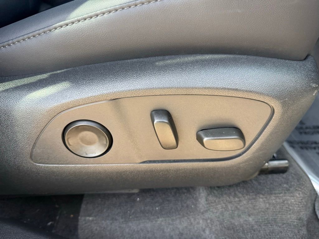 Used 2024 GMC Acadia Elevation image 53