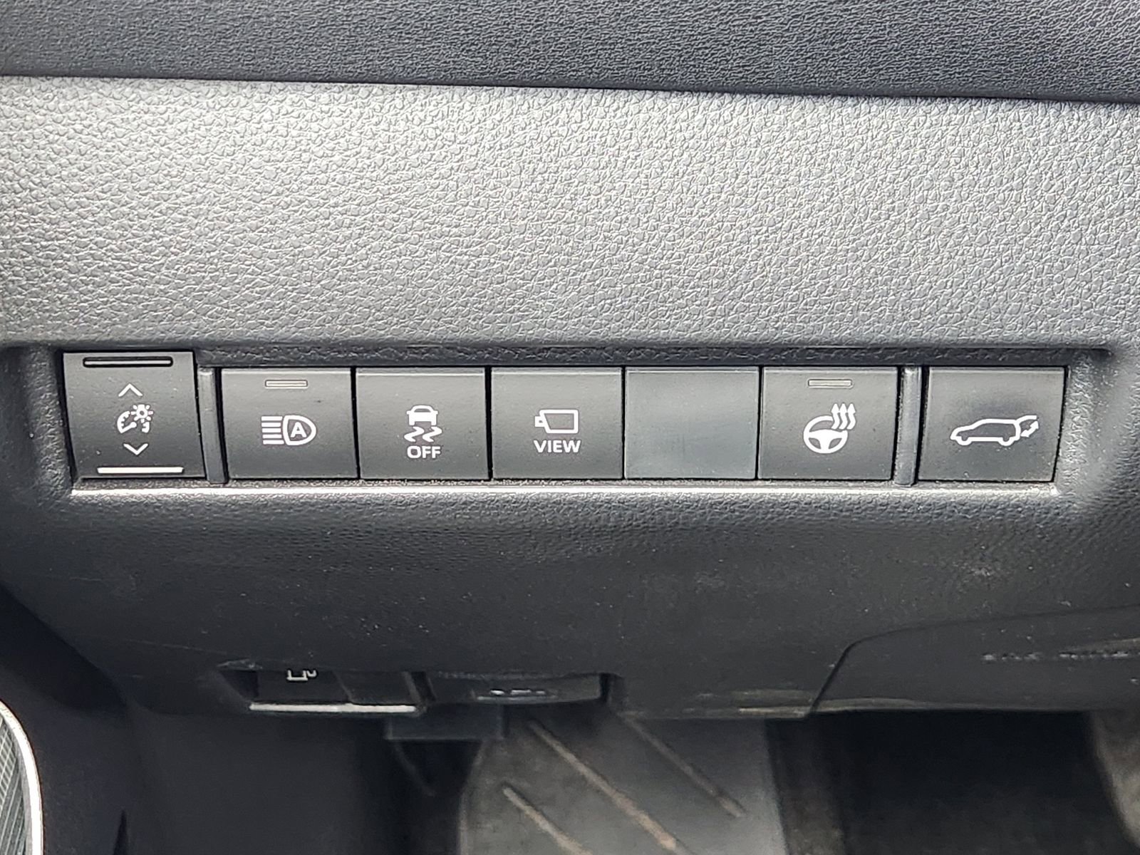 Used 2023 Toyota Venza Limited AWD/4WD image 26