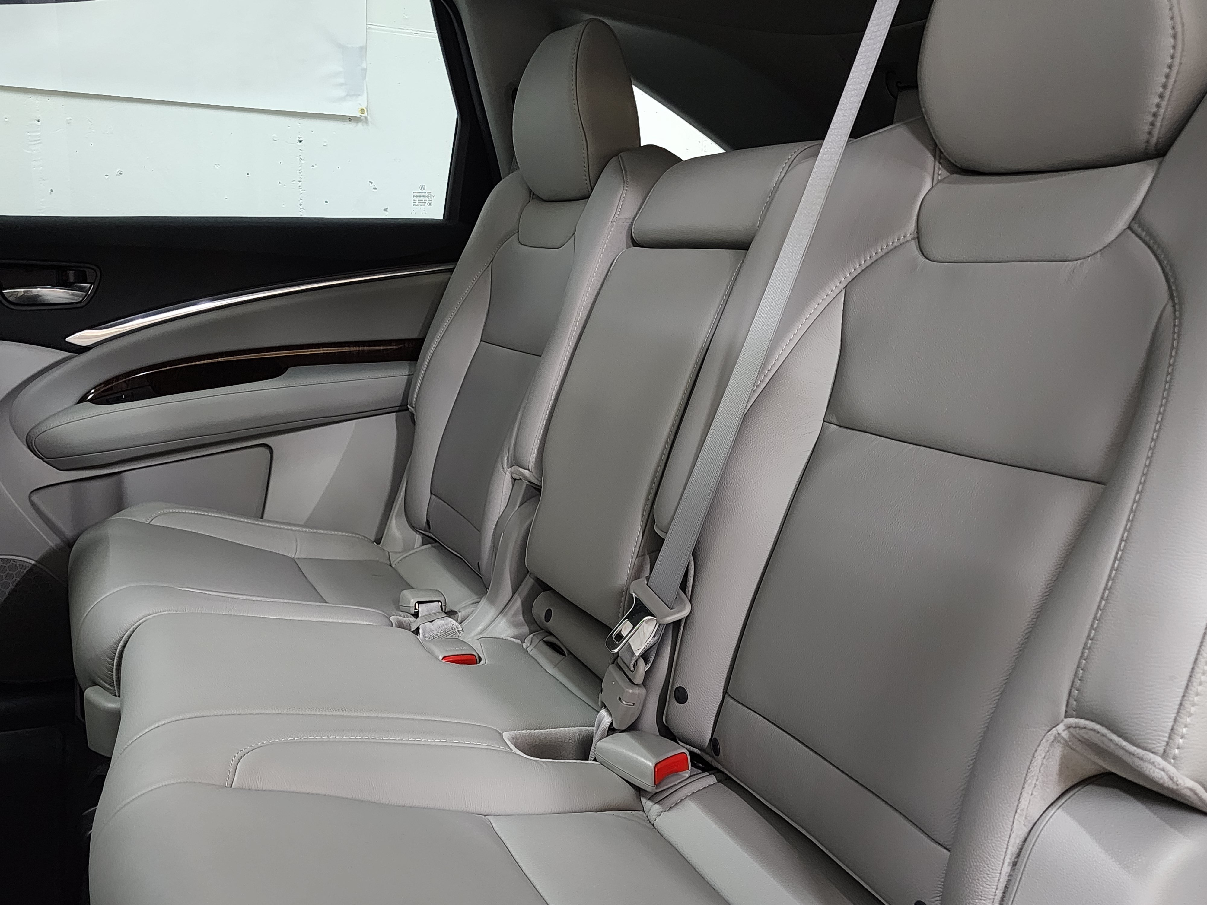Used 2018 Acura MDX SH-AWD image 18