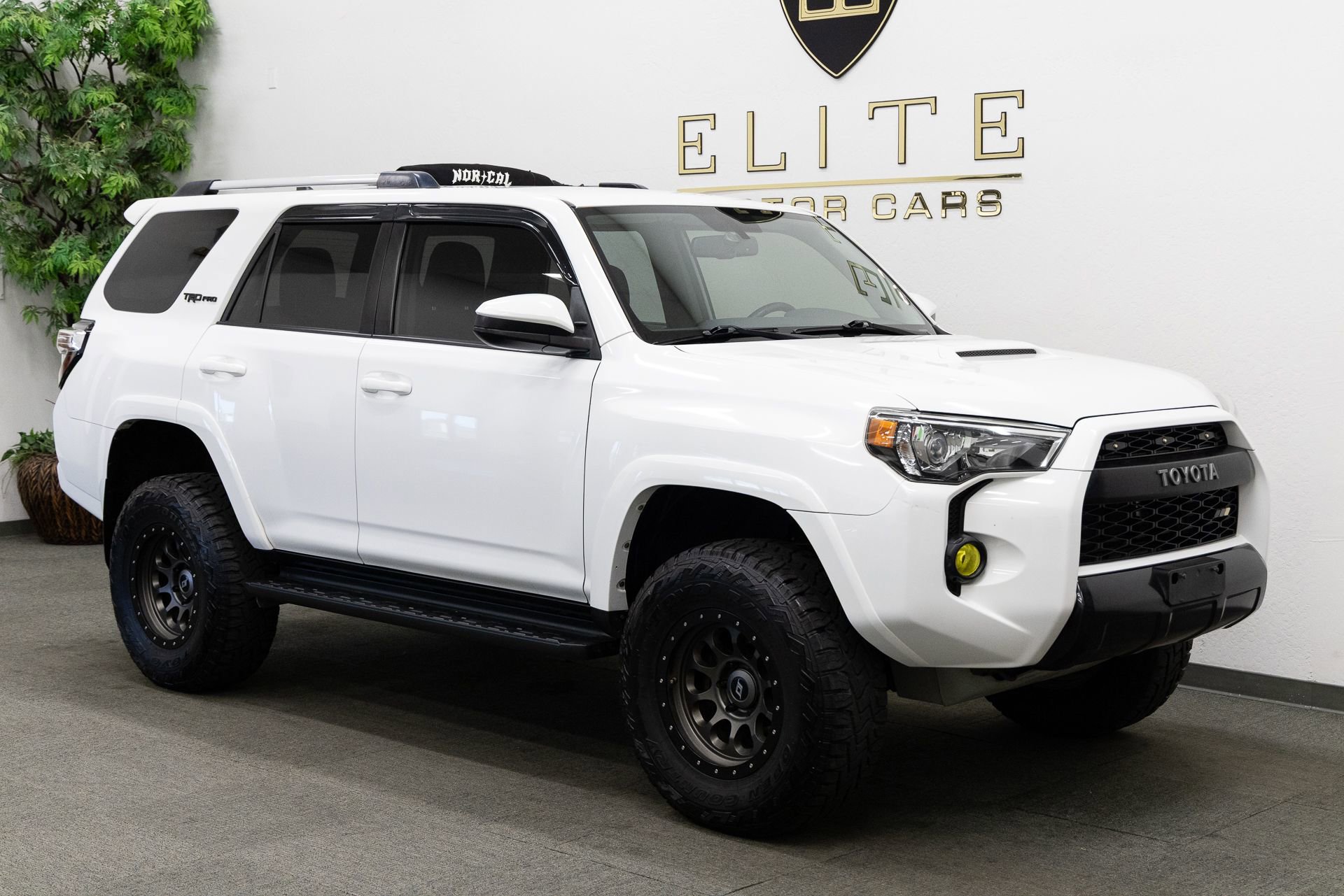 Used 2017 Toyota 4Runner TRD Pro AWD/4WD image 9