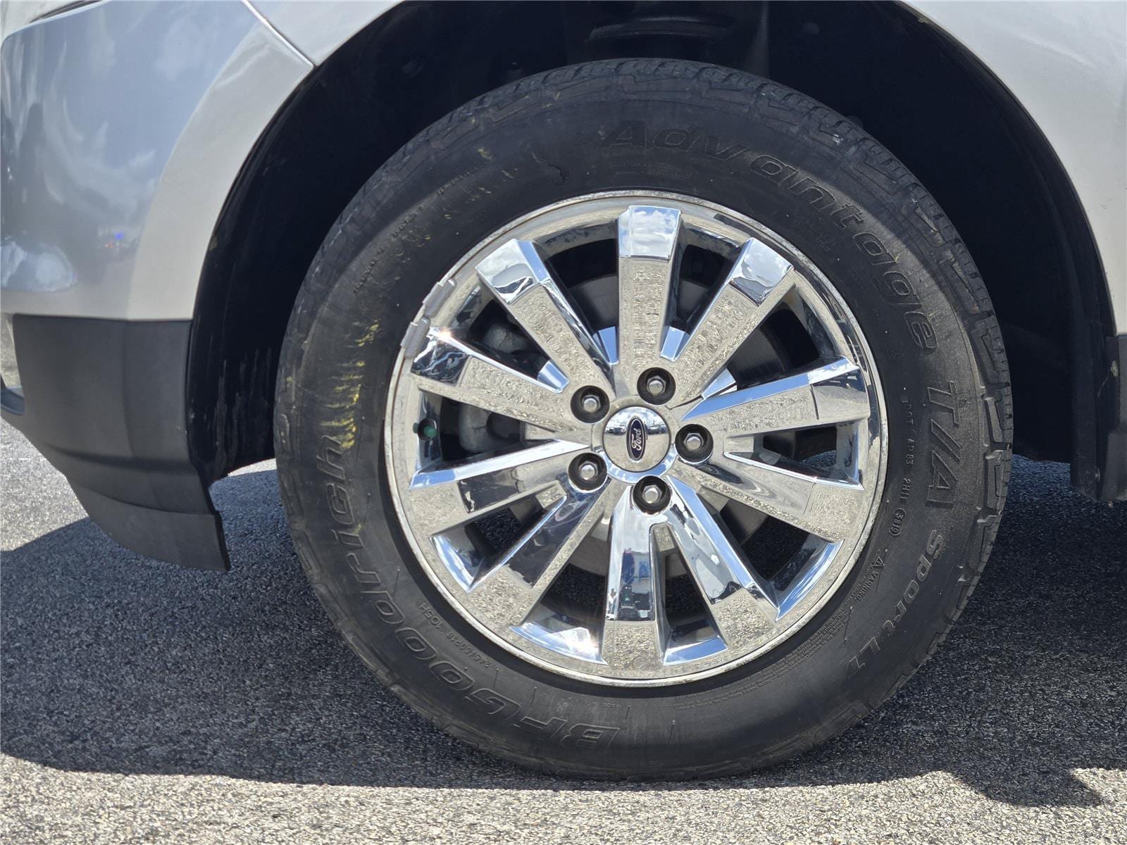 Used 2010 Ford Edge Limited AWD/4WD image 11