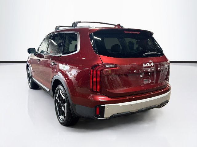 Certified 2024 Kia Telluride S w/ S Sunroof Package AWD/4WD image 5