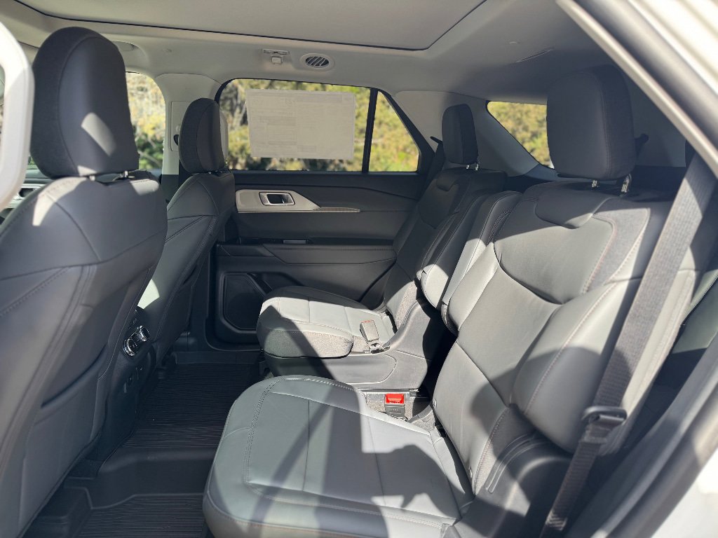 New 2026 Ford Explorer Active w/ Active Comfort Package image 23
