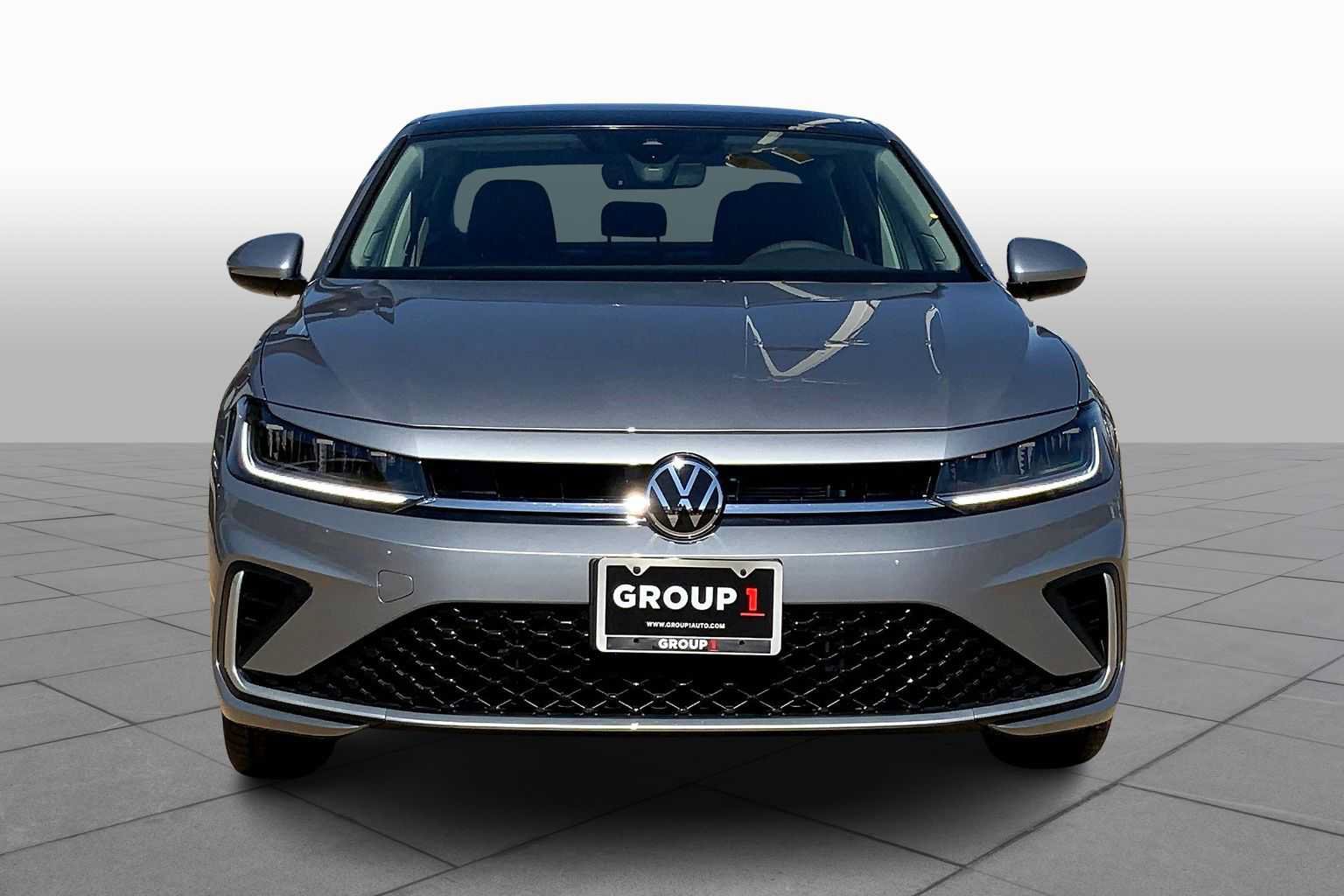 Used 2026 Volkswagen Jetta SE FWD image 3