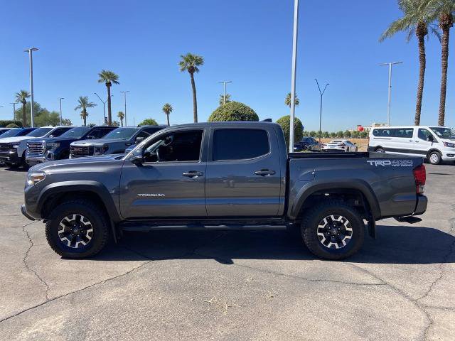 Used 2016 Toyota Tacoma TRD Off-Road AWD/4WD image 4