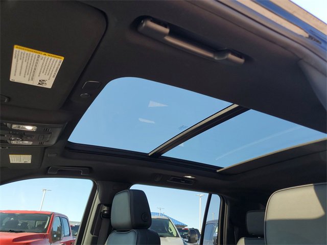 Used 2024 GMC Yukon XL Denali image 27
