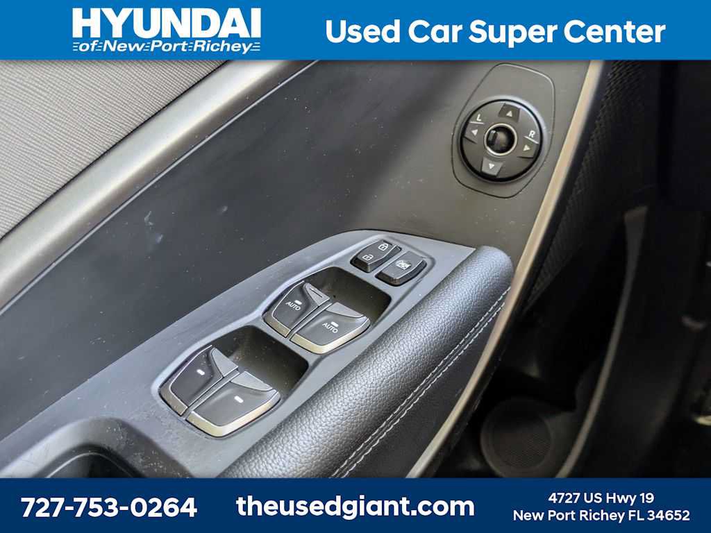 Used 2019 Hyundai Santa Fe XL FWD image 39