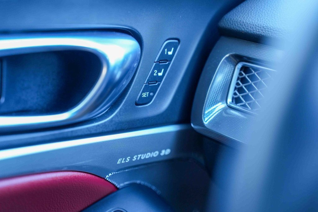 Used 2023 Acura Integra A-Spec image 31