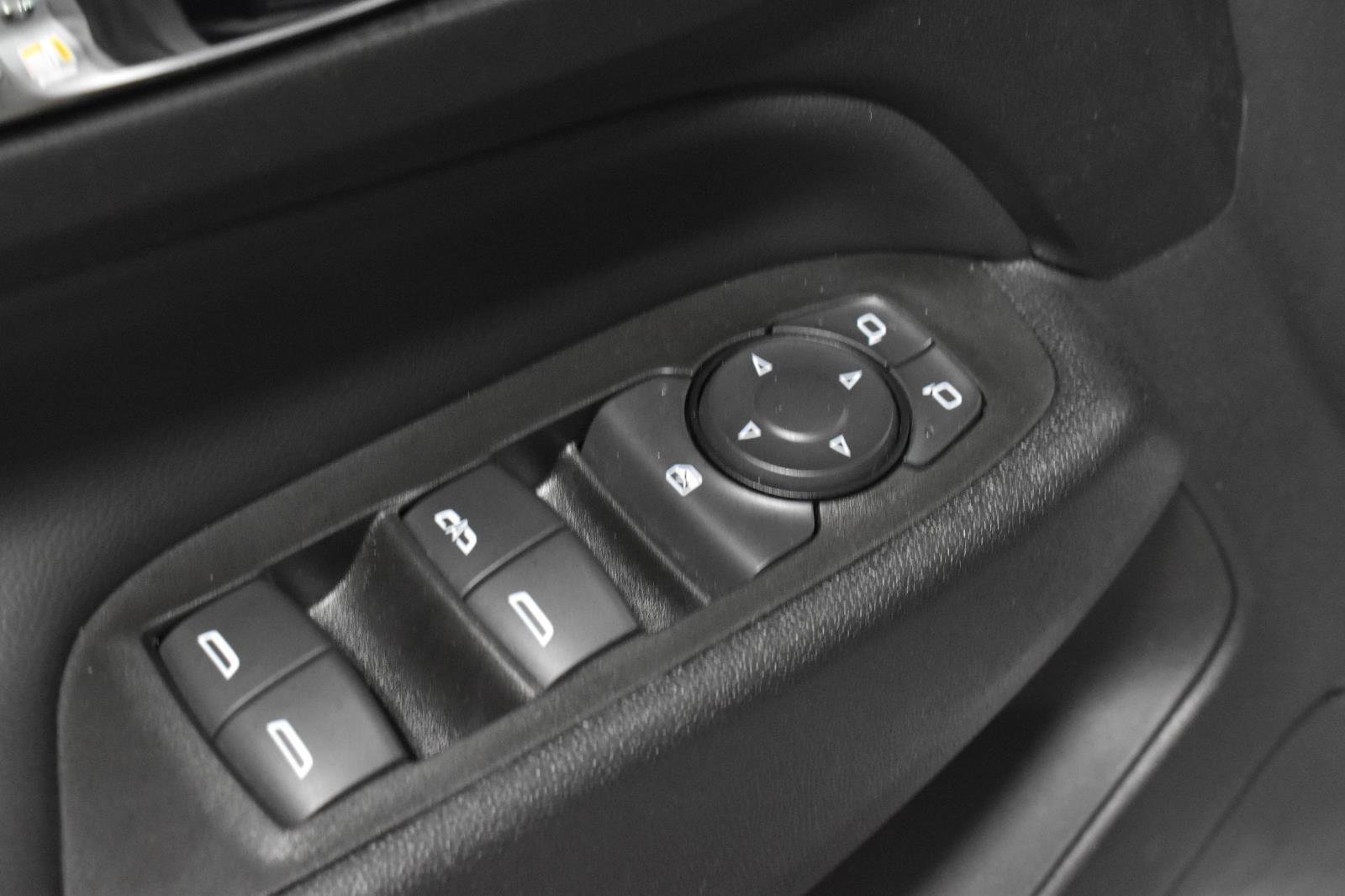 Used 2022 Chevrolet Equinox LT w/ Driver Convenience Package FWD image 10