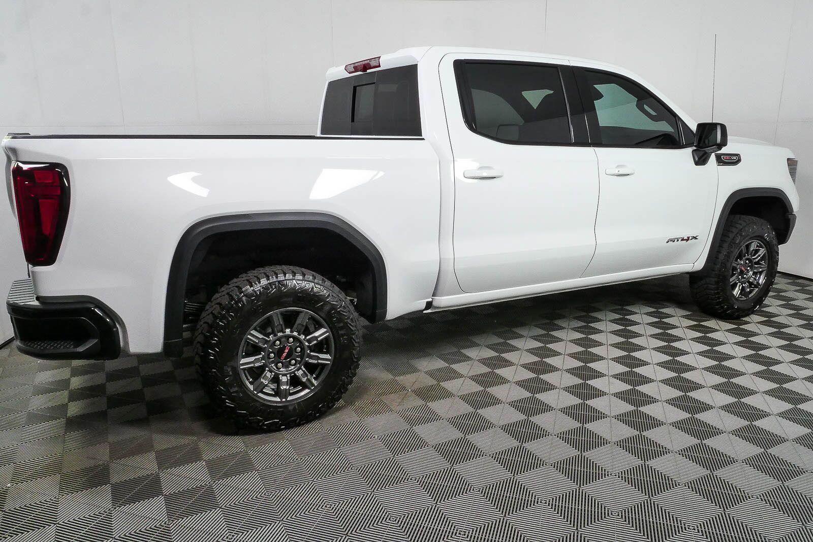 New 2026 GMC Sierra 1500 AT4X AWD/4WD image 2