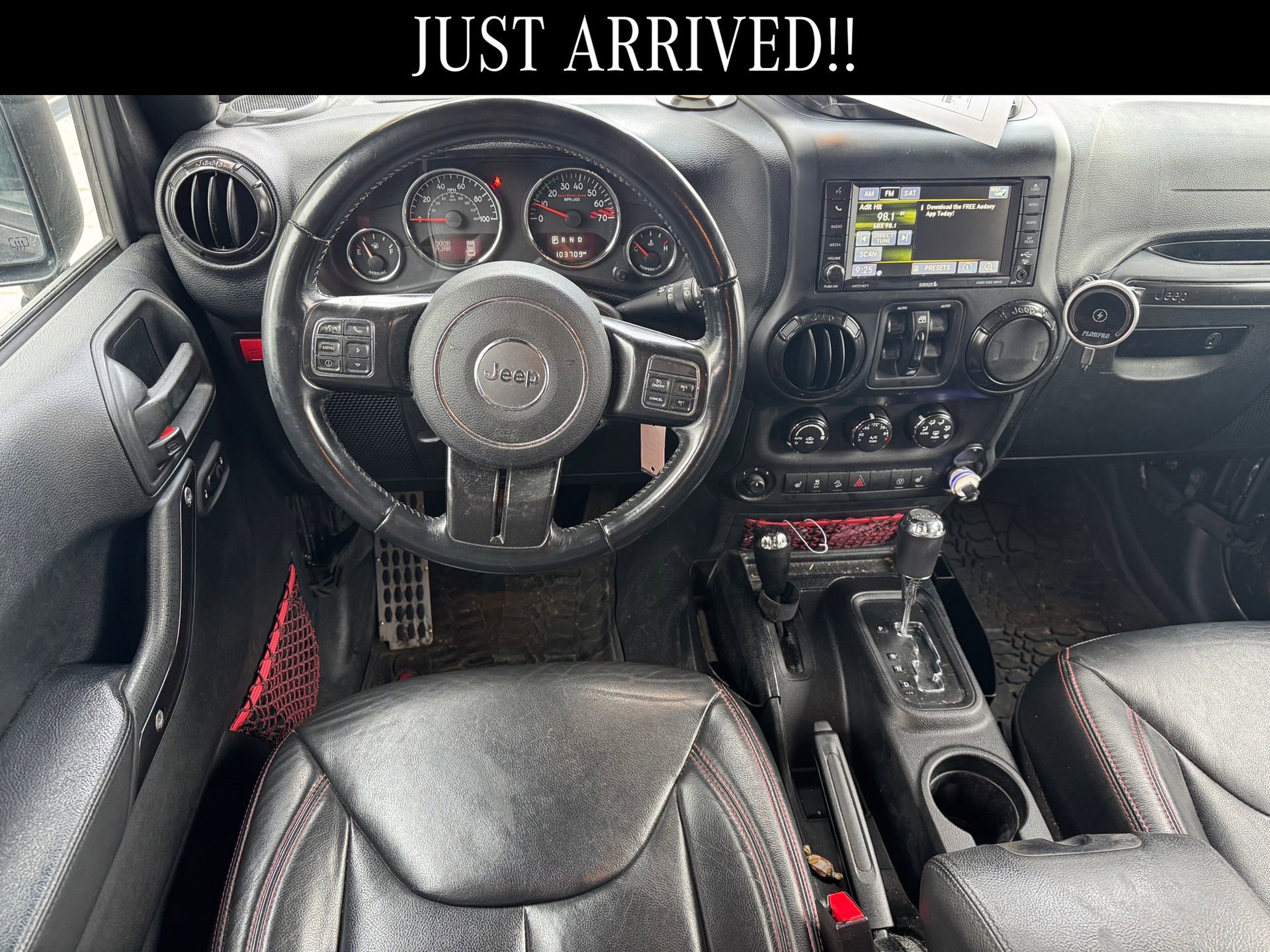 Used 2017 Jeep Wrangler Unlimited Rubicon image 8