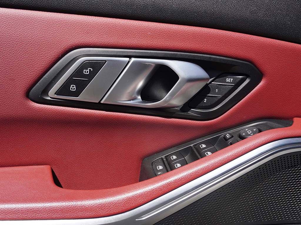 Used 2022 BMW 330i xDrive Sedan w/ Premium Package 2 image 32