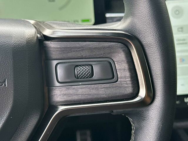 Used 2022 Rivian R1S Launch Edition image 31