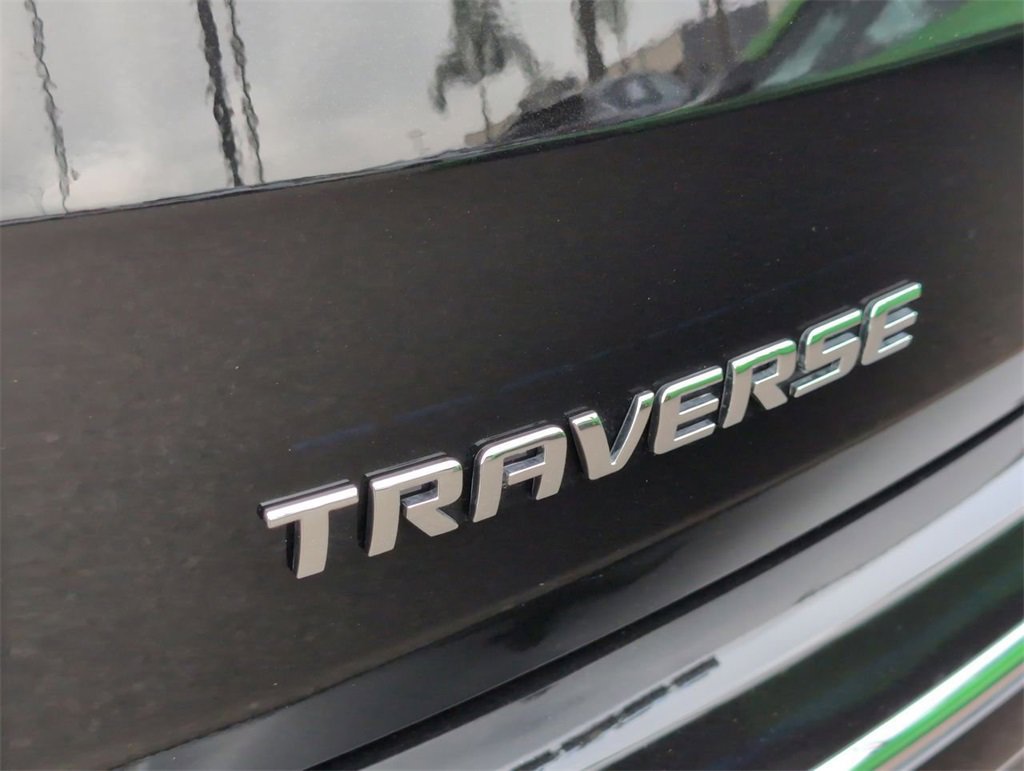 Used 2023 Chevrolet Traverse Premier image 33