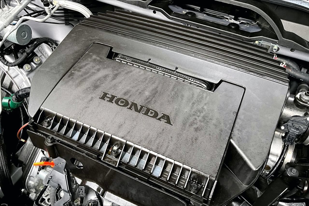 Used 2025 Honda Pilot Touring image 31