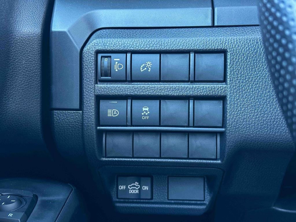 Used 2026 Toyota Tacoma SR image 34