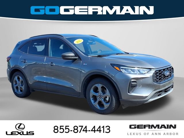 Used 2025 Ford Escape ST-Line FWD image 5