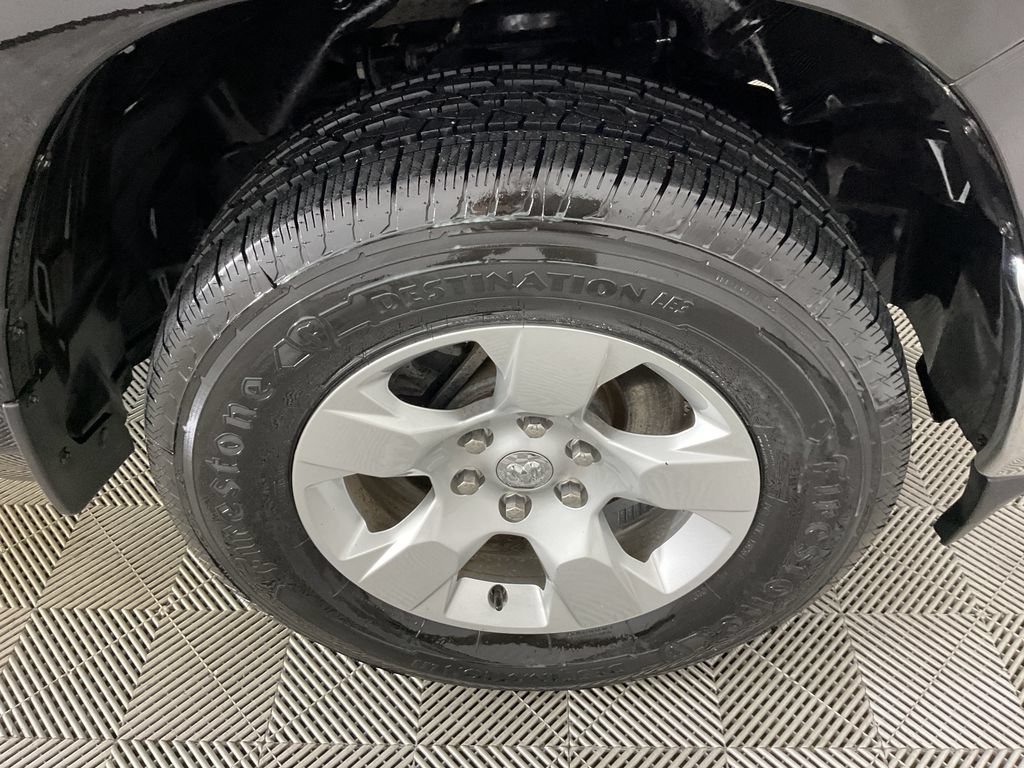 Used 2024 RAM 1500 Big Horn AWD/4WD image 11