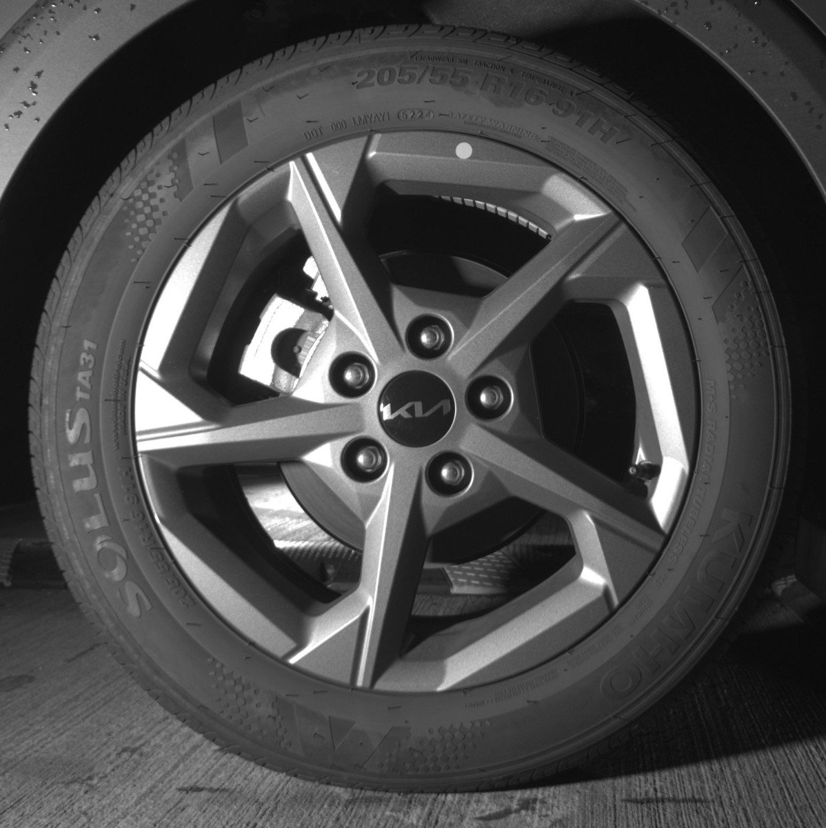 Used 2025 Kia K4 LXS image 15