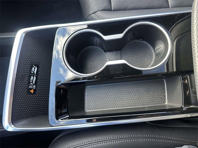 Certified 2025 Chevrolet Equinox LT w/ Convenience Package II image 32