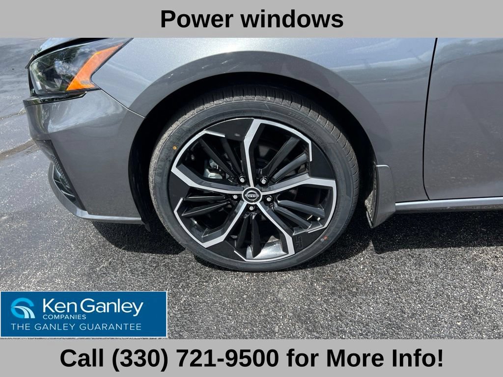 Used 2023 Nissan Altima 2.5 SR AWD/4WD image 16